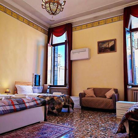 Venice Tourist House Екстер'єр фото