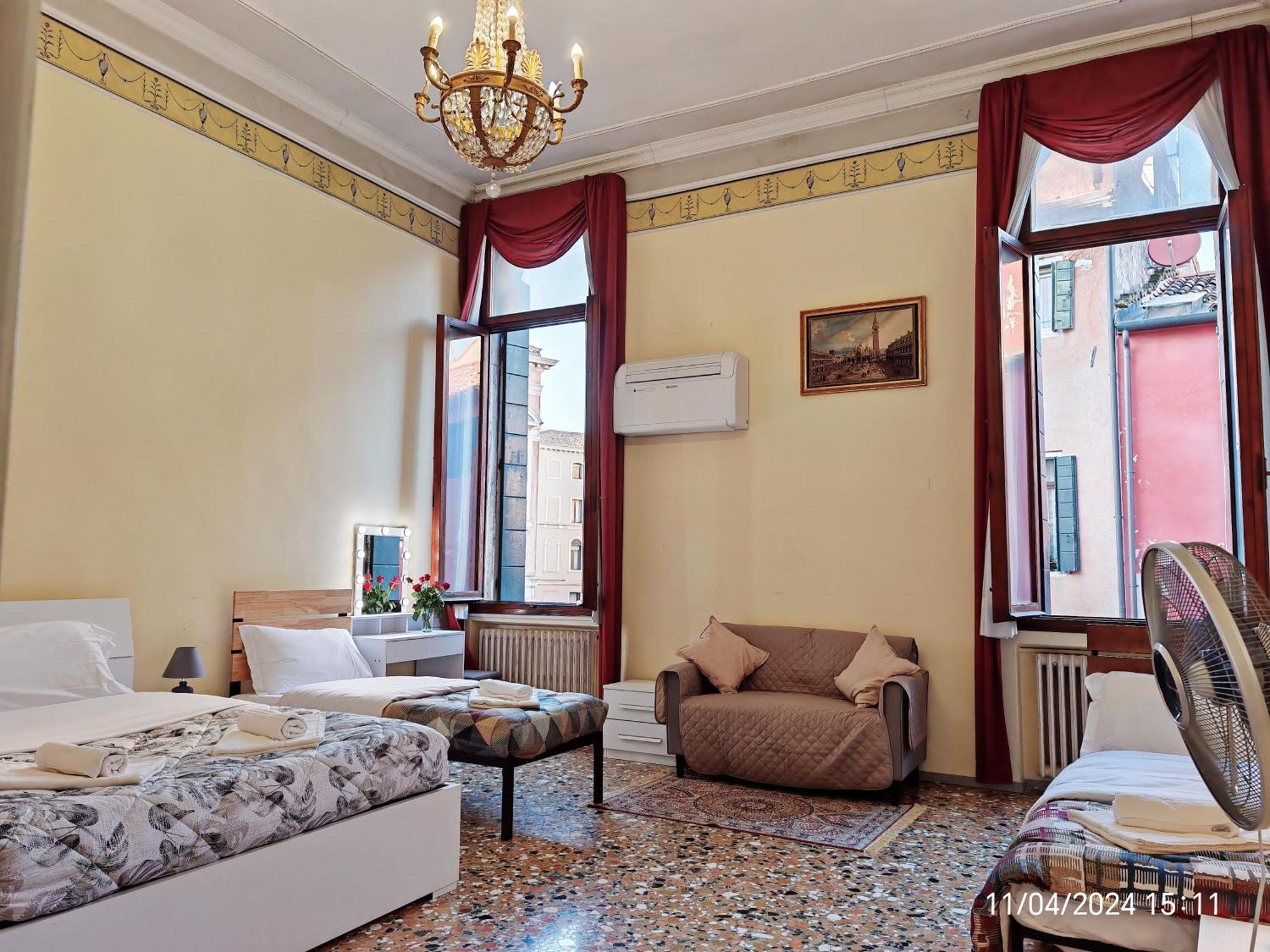 Venice Tourist House Екстер'єр фото