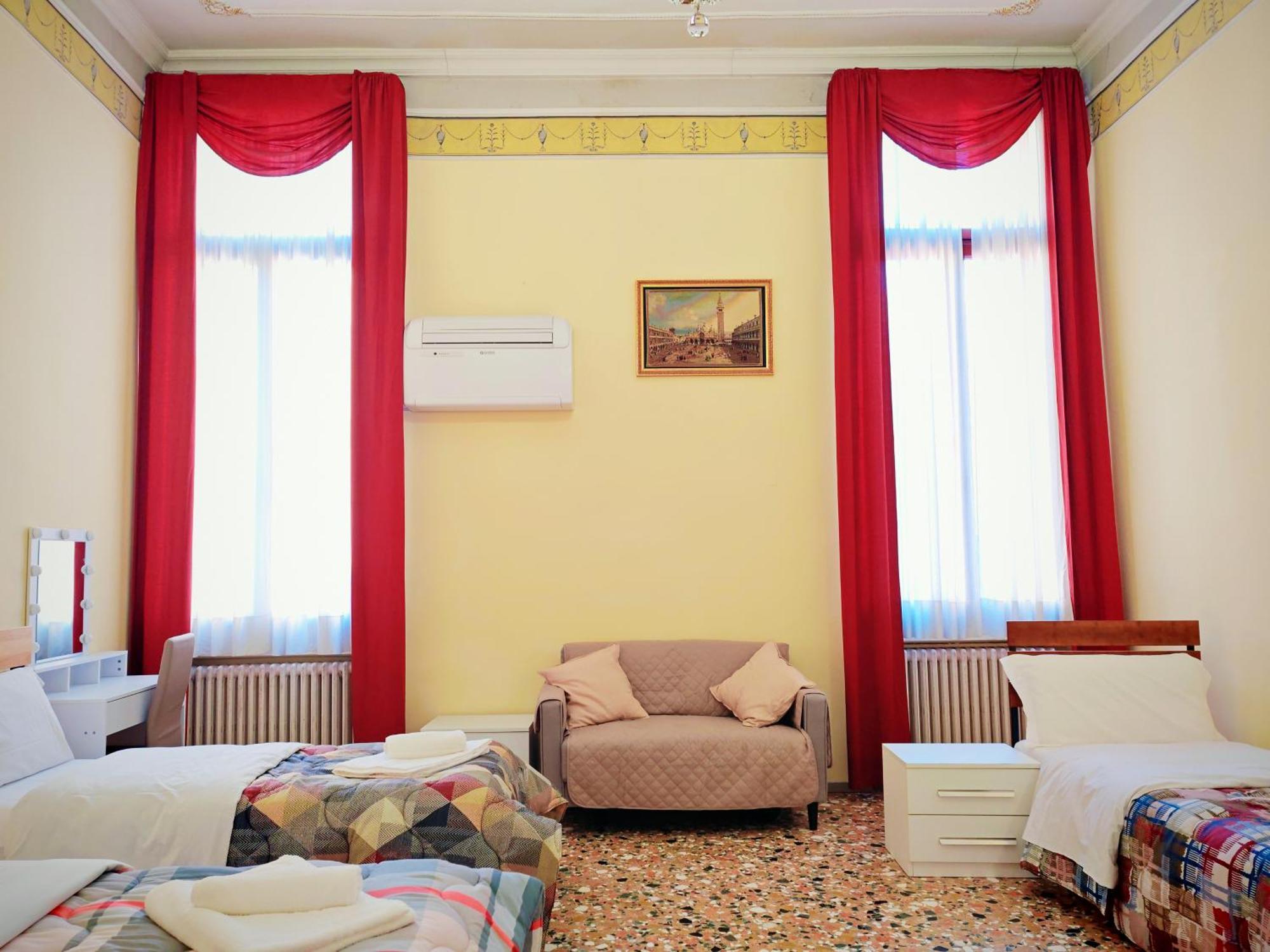 Venice Tourist House Екстер'єр фото