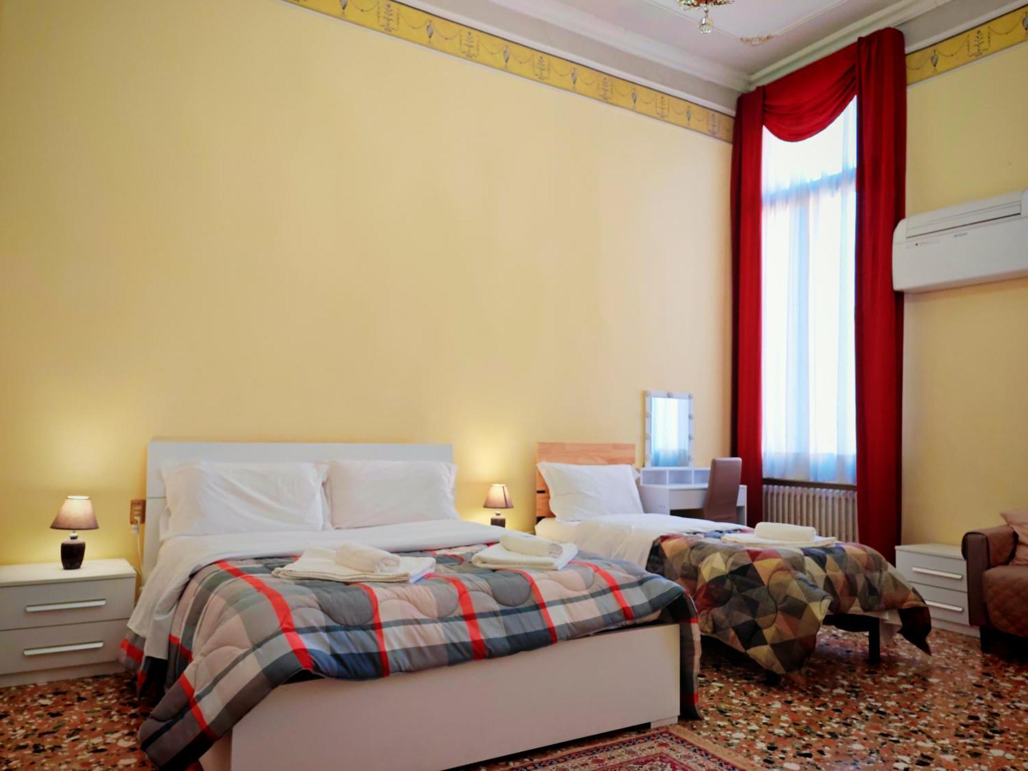 Venice Tourist House Екстер'єр фото