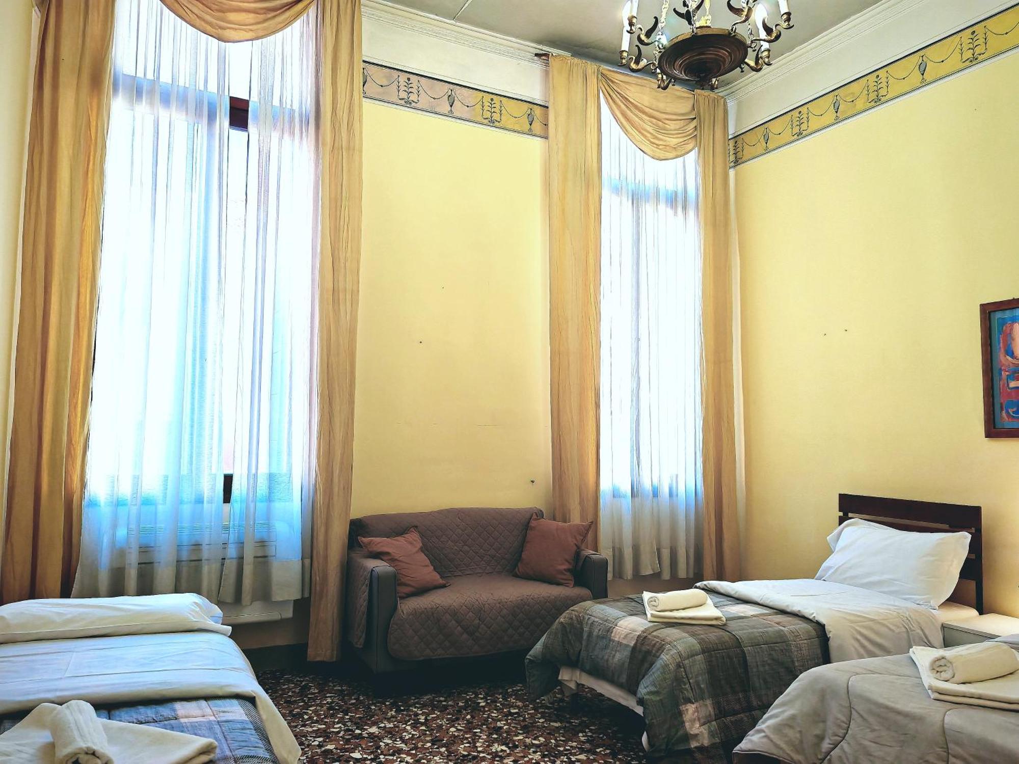 Venice Tourist House Екстер'єр фото