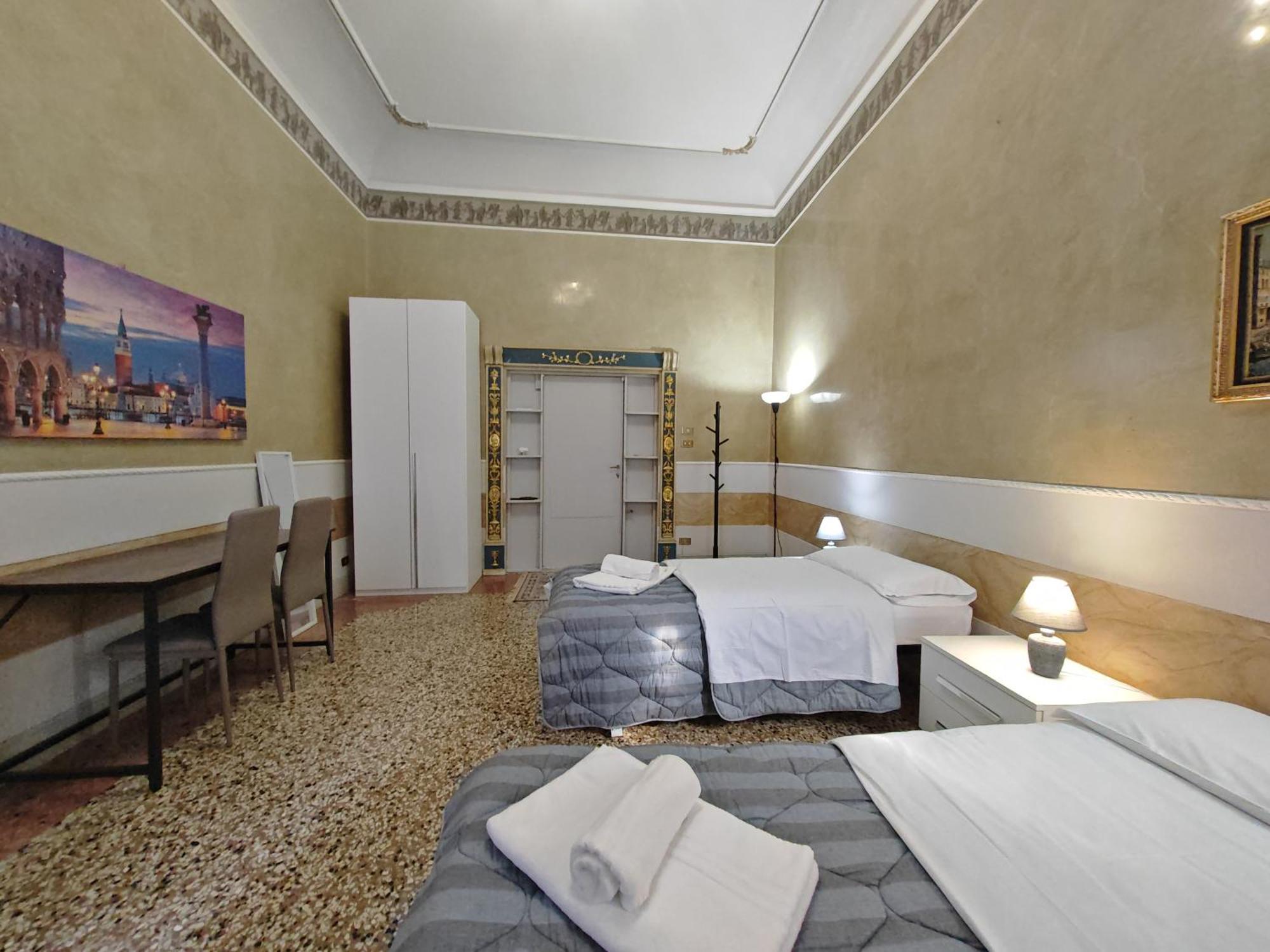 Venice Tourist House Екстер'єр фото