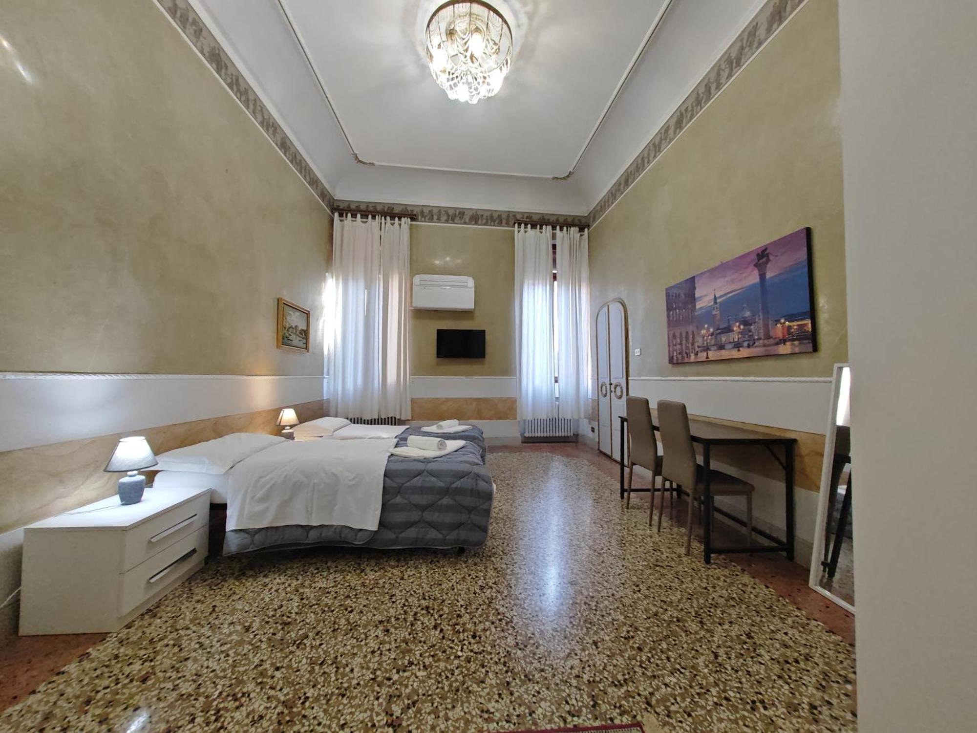 Venice Tourist House Екстер'єр фото