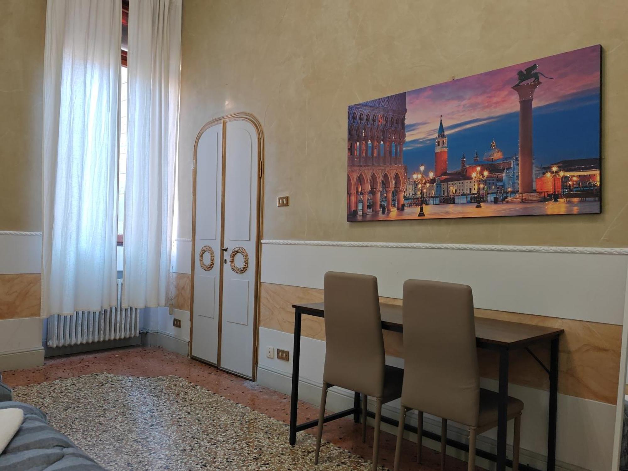 Venice Tourist House Екстер'єр фото